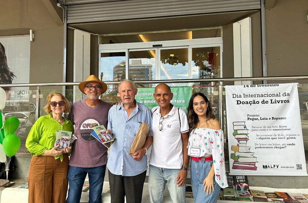 UM ANO DO PROJETO PEGUE, LEIA E REPASSE (PLR) E MAIS DE 1800 OBRAS ENTREGUES